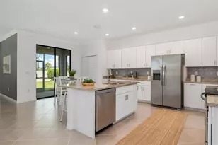 19524 Fishhawk Trl, Venice, FL 34293 - Photo 13