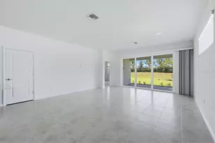 8113 Sternway Rd, Sarasota, FL 34240 - Photo 3