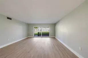 6300 Flotilla Dr, Bradenton Beach, FL 34217 - Photo 11