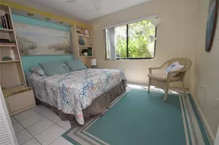1709 Clower Creek Dr, Sarasota, FL 34231 - Photo 9
