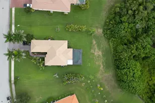625 148th Ct NE, Bradenton, FL 34212 - Photo 3