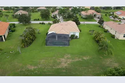 625 148th Court NE, Bradenton, FL 34212 - Photo 7