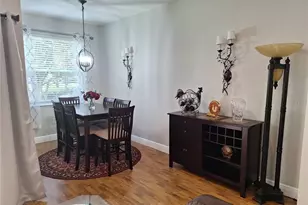 3661 Parkridge Cir, Sarasota, FL 34243 - Photo 3