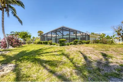 5585 Contento Drive, Sarasota, FL 34242 - Photo 23