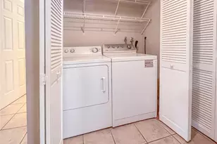 2137 Roselawn St, Sarasota, FL 34231 - Photo 13
