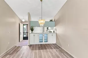 3446 Beekman Pl, Sarasota, FL 34235 - Photo 15