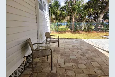 3383 Oakwood Boulevard N, Sarasota, FL 34237 - Photo 5