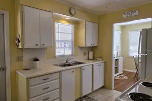 3383 Oakwood Blvd N, Sarasota, FL 34237 - Photo 19