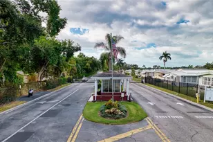 3383 Oakwood Blvd N, Sarasota, FL 34237 - Photo 33