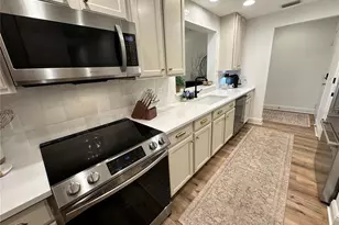 4085 Overture Cir, Bradenton, FL 34209 - Photo 11