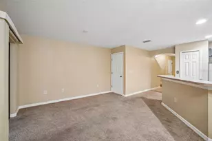 2516 Oleander Lakes Dr, Brandon, FL 33511 - Photo 5
