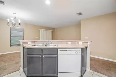 2516 Oleander Lakes Drive, Brandon, FL 33511 - Photo 13