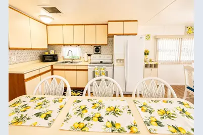 1912 Iowa Avenue, Bradenton, FL 34207 - Photo 19
