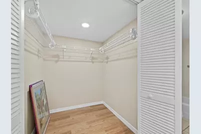 5260 Gulf Of Mexico Drive #413, Longboat Key, FL 34228 - Photo 17