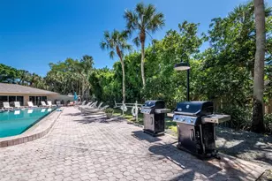 5260 Gulf of Mexico Dr, Longboat Key, FL 34228 - Photo 35