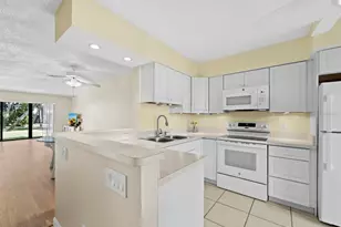 5260 Gulf of Mexico Dr, Longboat Key, FL 34228 - Photo 7