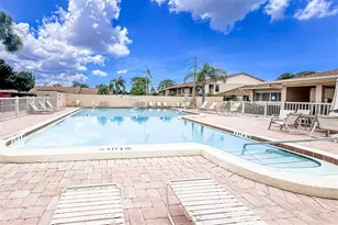 2604 Woodgate Ln, Sarasota, FL 34231 - Photo 23