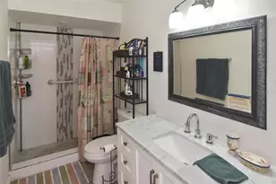 1527 Stewart Dr, Sarasota, FL 34232 - Photo 7