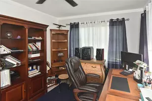 1527 Stewart Dr, Sarasota, FL 34232 - Photo 35