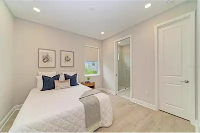 8079 Slipway Dr, Sarasota, FL 34240 - Photo 25