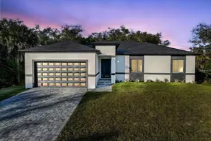 493 Sycamore, Port Charlotte, FL 33954 - Photo 5