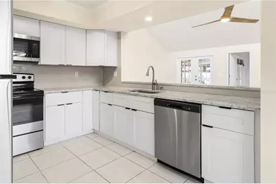 8232 Country Oaks Court, Sarasota, FL 34243 - Photo 27