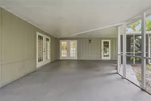 8232 Country Oaks Ct, Sarasota, FL 34243 - Photo 43