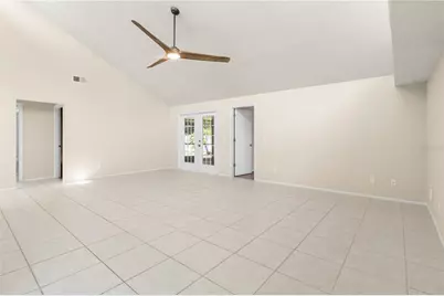 8232 Country Oaks Court, Sarasota, FL 34243 - Photo 21