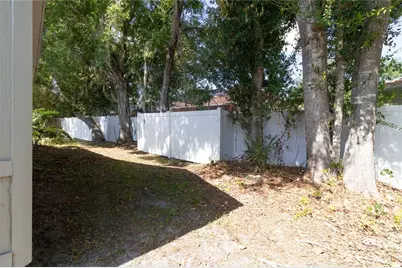 8232 Country Oaks Court, Sarasota, FL 34243 - Photo 15