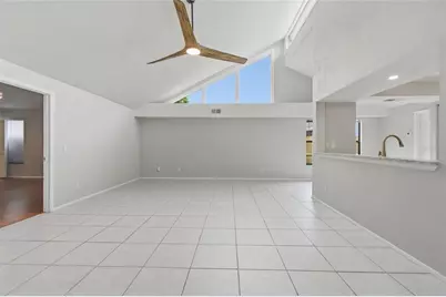 8232 Country Oaks Court, Sarasota, FL 34243 - Photo 9