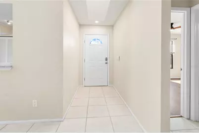 8232 Country Oaks Court, Sarasota, FL 34243 - Photo 17