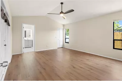8232 Country Oaks Court, Sarasota, FL 34243 - Photo 33