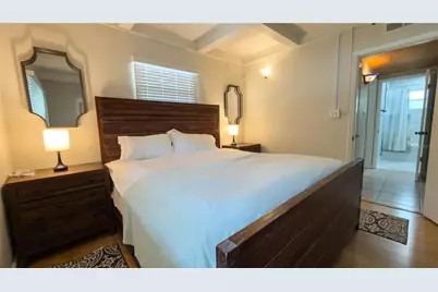 2475 W Paulstan Court, Sarasota, FL 34237 - Photo 9