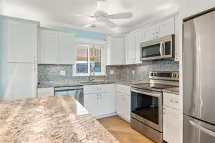 2305 Riverbluff Pkwy, Sarasota, FL 34231 - Photo 13