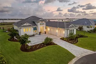 1905 4th St E, Palmetto, FL 34221 - Photo 13