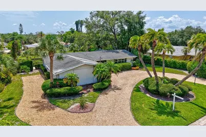 3807 Jaffa Drive, Sarasota, FL 34239 - Photo 3
