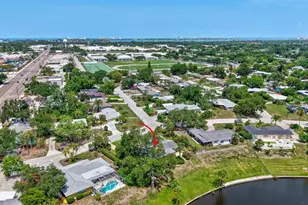 3807 Jaffa Dr, Sarasota, FL 34239 - Photo 63