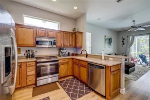 6462 Golden Leaf Ct, Lakewood Ranch, FL 34202 - Photo 5