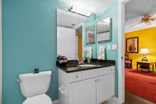 3910 77th Pl E, Sarasota, FL 34243 - Photo 29
