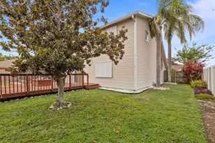 3910 77th Pl E, Sarasota, FL 34243 - Photo 45