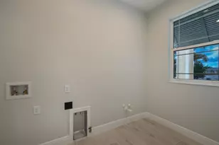 10748 Klee Ave, Bradenton, FL 34212 - Photo 15