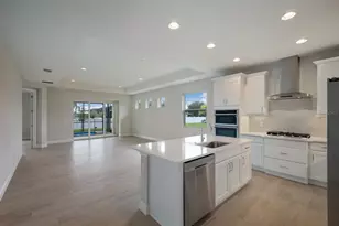 10748 Klee Ave, Bradenton, FL 34212 - Photo 5