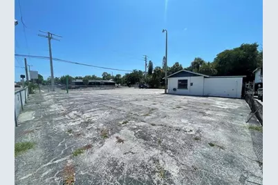 1614 9th Street W, Bradenton, FL 34205 - Photo 9