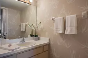 19 Whispering Sands Dr, Sarasota, FL 34242 - Photo 19