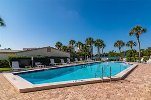 19 Whispering Sands Dr, Sarasota, FL 34242 - Photo 49