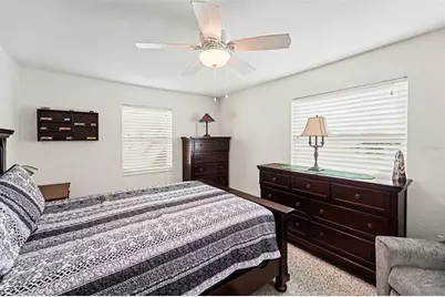3625 61st Street N, Saint Petersburg, FL 33710 - Photo 9