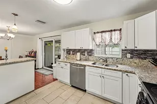 3625 61st St N, Saint Petersburg, FL 33710 - Photo 3