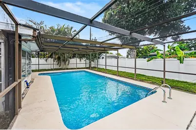 3625 61st Street N, Saint Petersburg, FL 33710 - Photo 13
