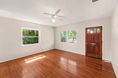 2343 36th Avenue N, Saint Petersburg, FL 33713 - Photo 5