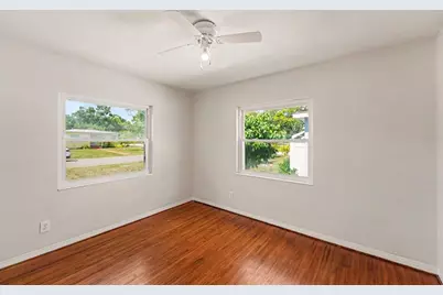 2343 36th Avenue N, Saint Petersburg, FL 33713 - Photo 7